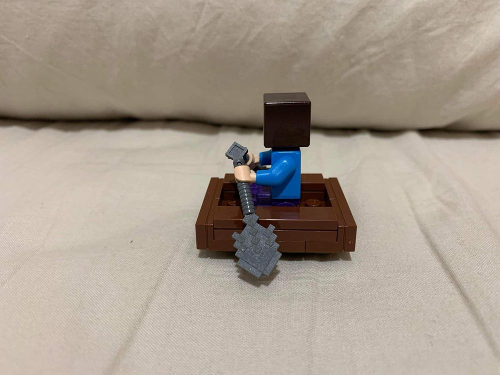 LEGO Minecraft - Steve w łódce