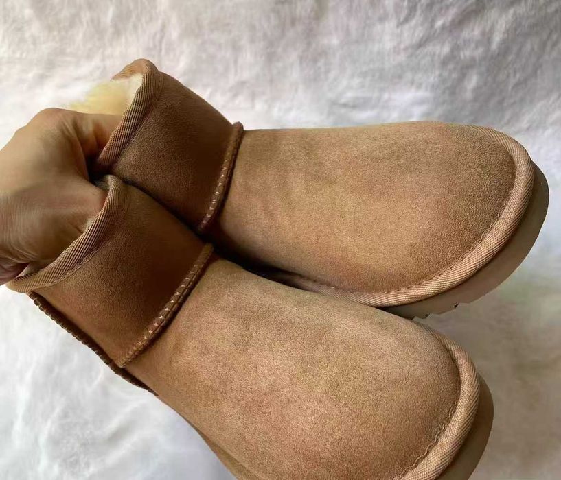 "Buty Trampki" UGG_Classic_UltraMini R. 37