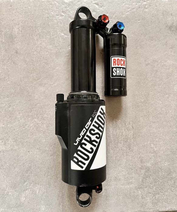 Rock shox vivid air r2c 241x76
