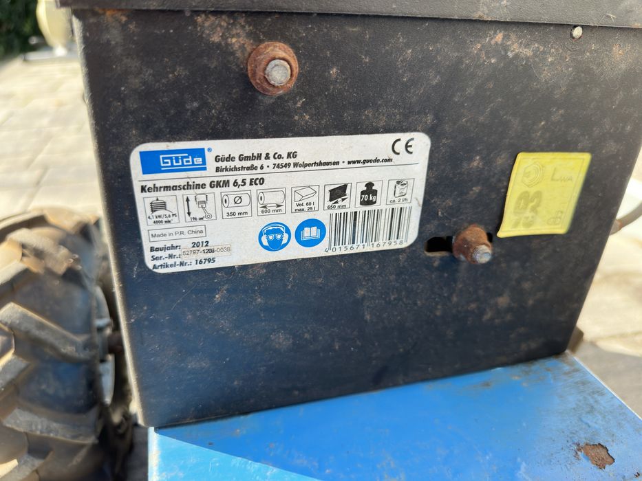 Zamiatarka spalinowa Gude GKM 6,5 eco