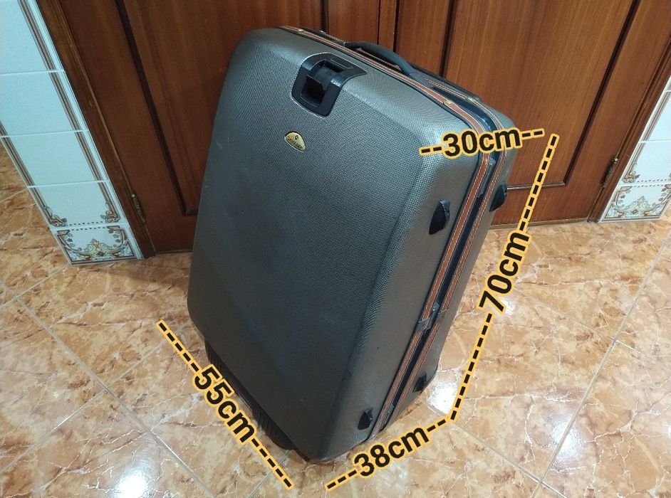 Mala malas de porão grande casa quarto apartamento vivenda escritório.