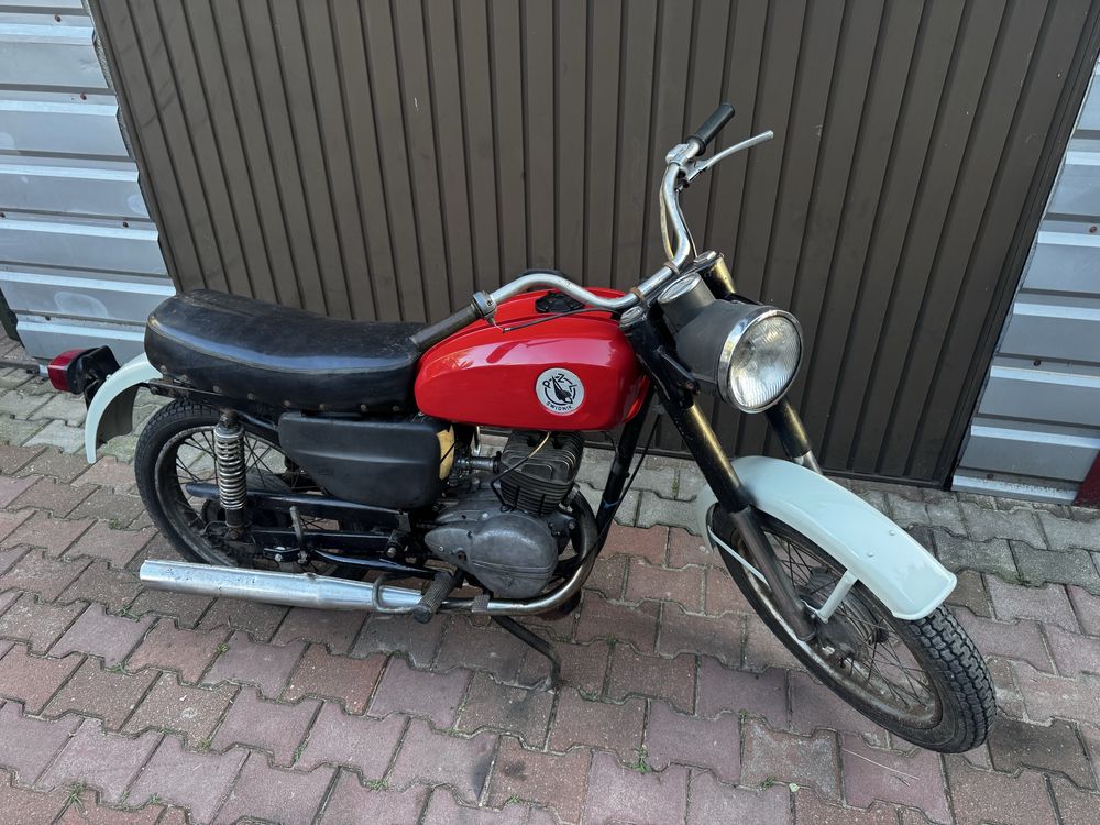 Wsk 125 85rok ( wfm shl junak )