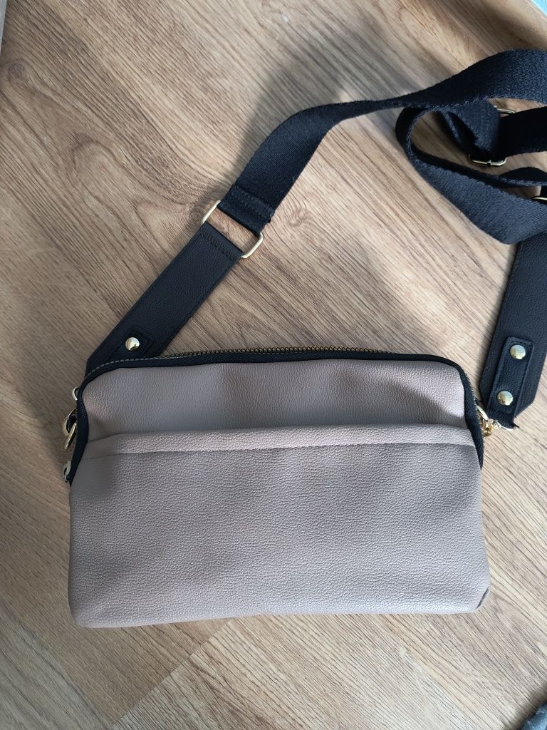 Piękna torebka damska crossboody Primark