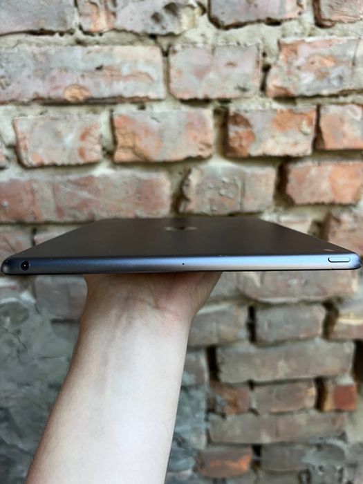 ipad 7 32gb WI-FI