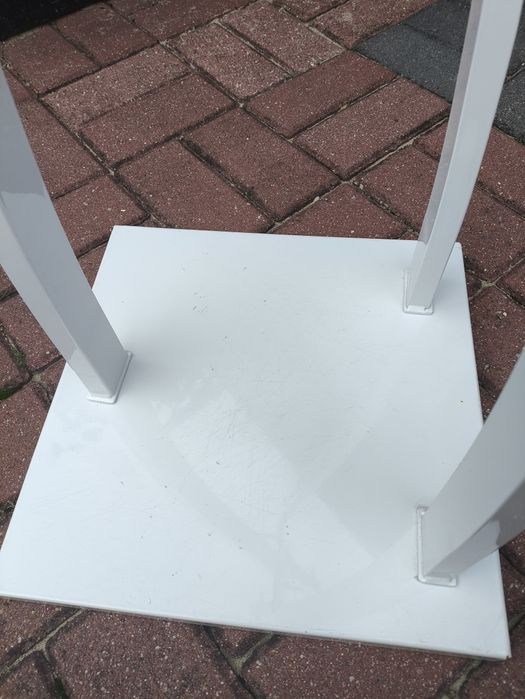 Wieszak stojący metalowy