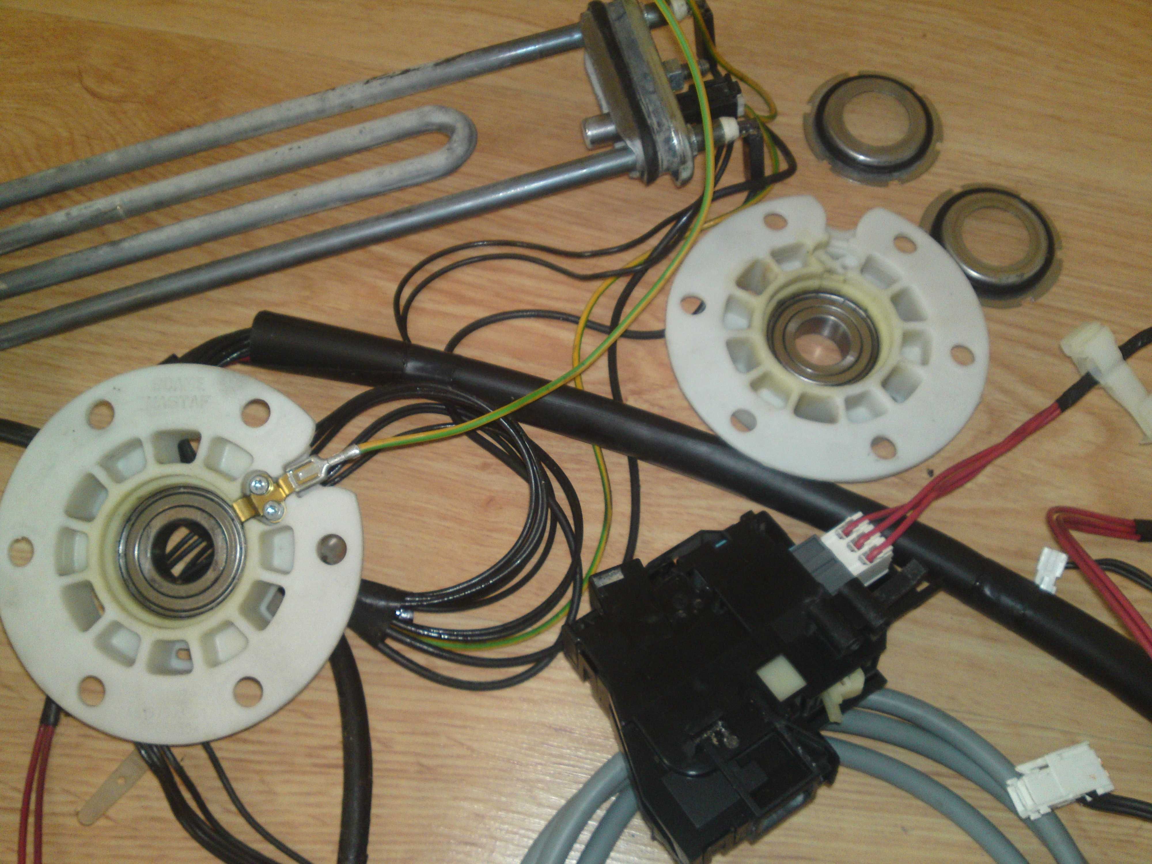Whirlpool Części AWE 6519 AWA AWT AWD AWO PTL PWA zawór hydrostat itp.