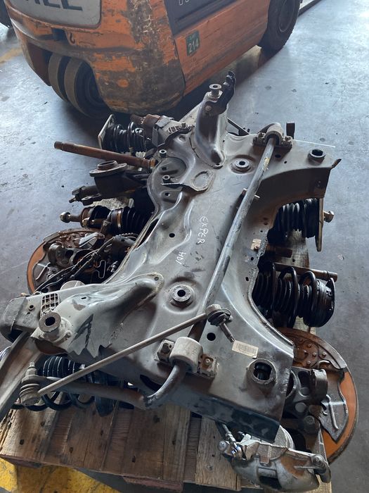 Charriot frente peugeot expert 2018