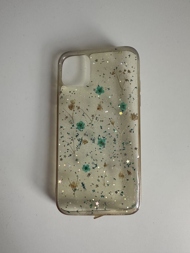 Plastikowy case / etui iPhone 11