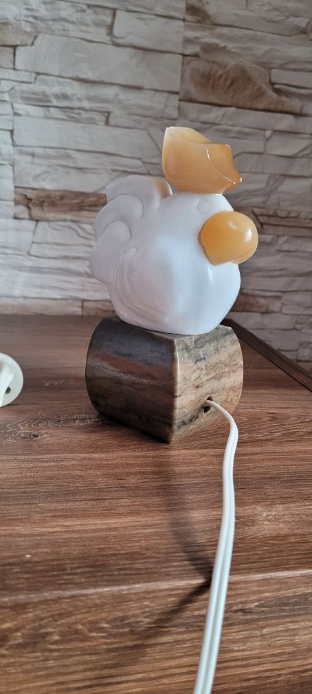 Nocna lampka z kamienia