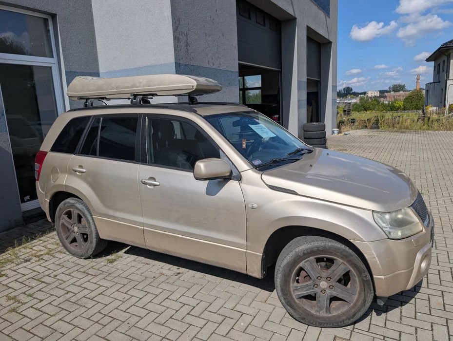Suzuki Grand Vitara 4x4, jeżdżący, bagażnik dachowy, komplet kół letnich i zimowych