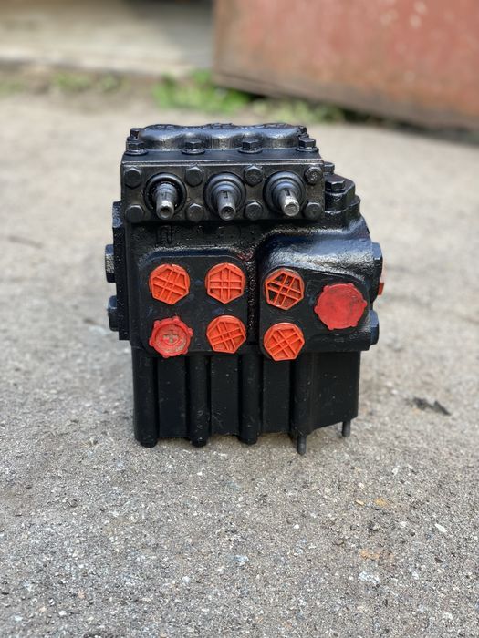 Гідророзподільники до мтз юмз т25 т16 т40 Саморобна техніка