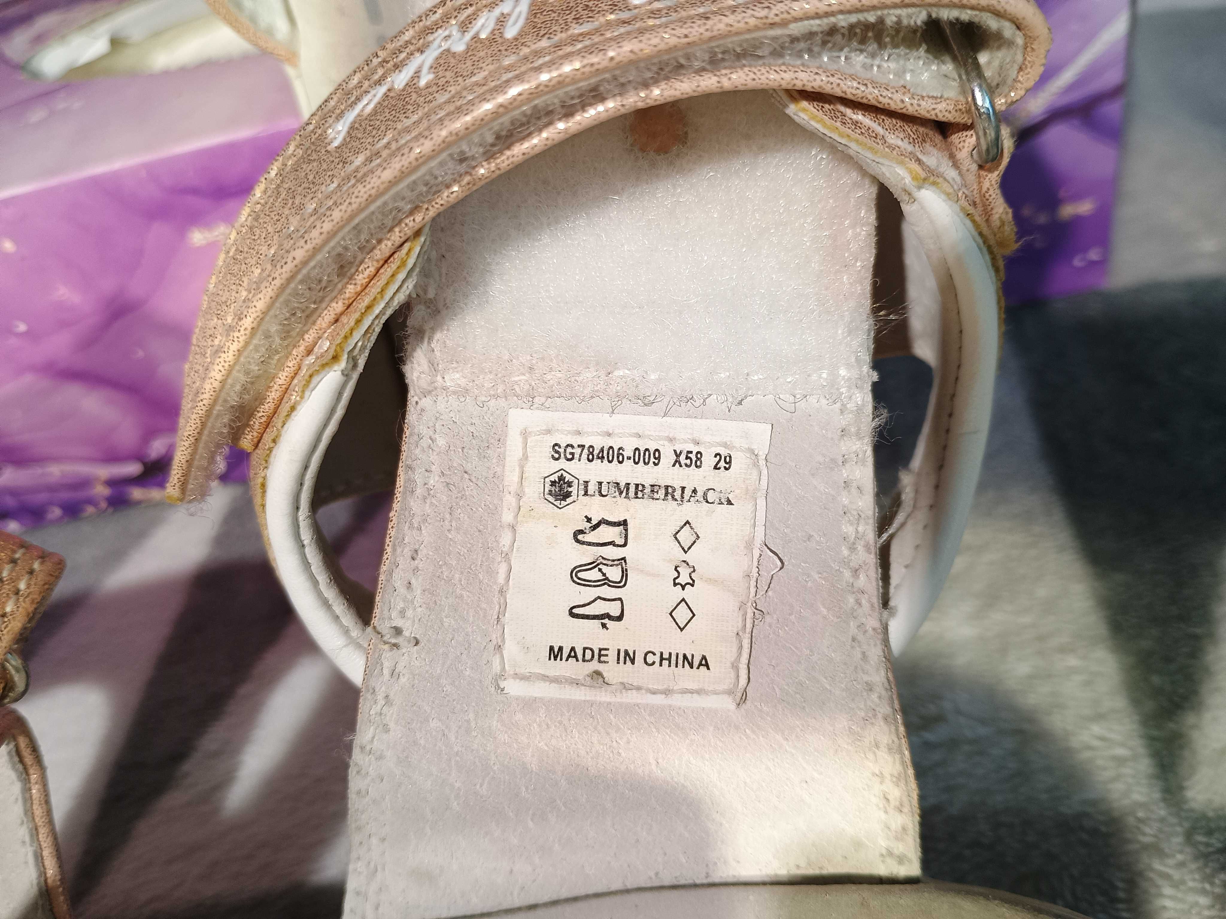 Buty sandały firmy LUMBERJACK junior Vera Pelle eleganckie zadbane !