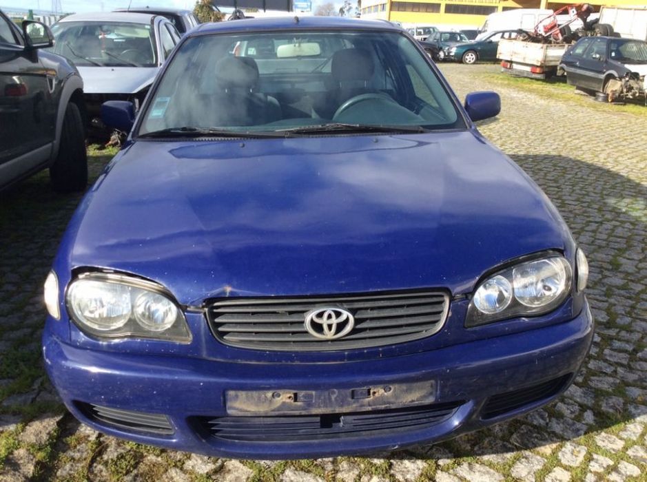 Toyota Corolla E11 1.9D Van 2000 - Para Peças