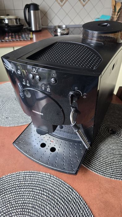 Ciśnieniowy Express do kawy Siemens z młynkiem 15 bar 100% sprawny