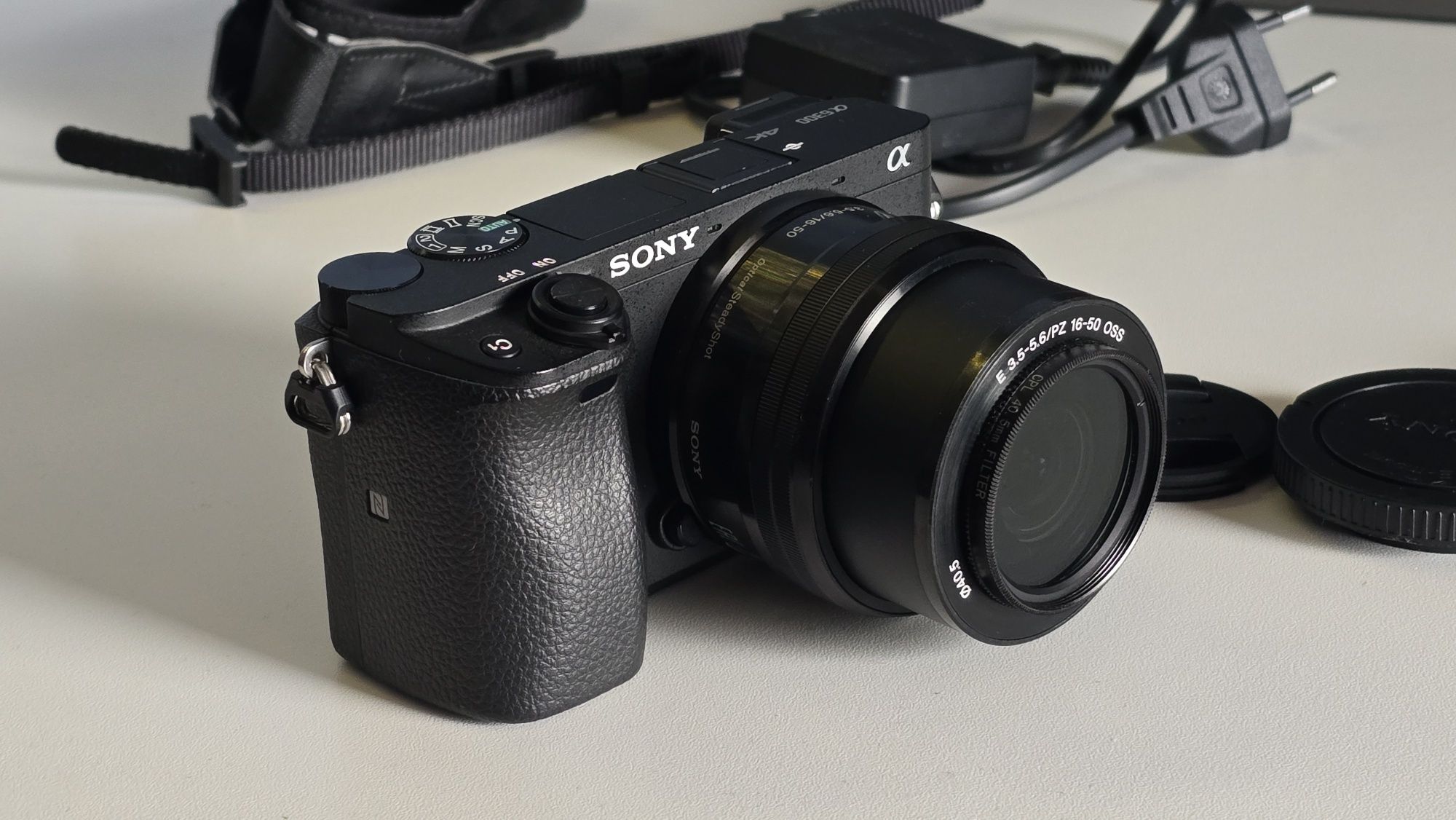 Sony Alpha a6300 obiektyw 16-50 filtr cpl