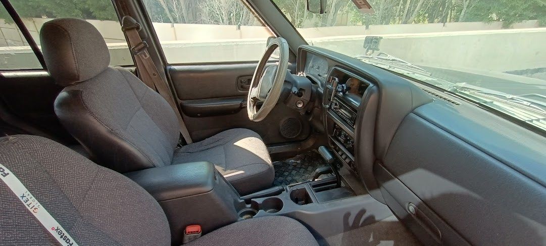 Jeep xj Cherokee 2000 4.0