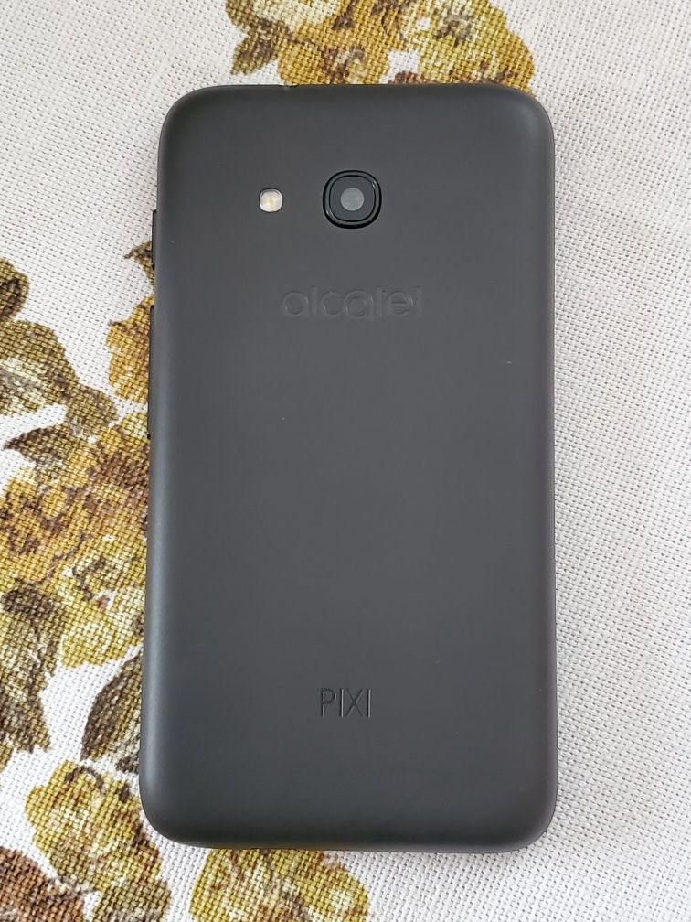 Nowy Alcatel Pixi 4 dual sim