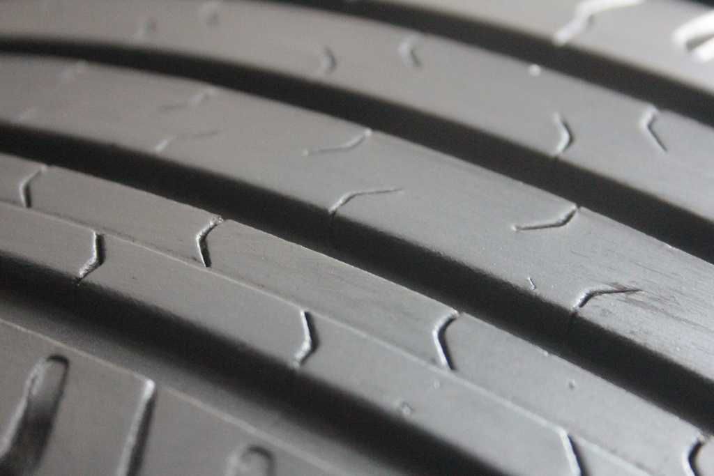 205/55/16 Continental ContiEcoContact 5 205/55 R16 94H XL ContiSeal