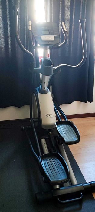 Bicicleta Elíptica NordicTrack E7 SV
