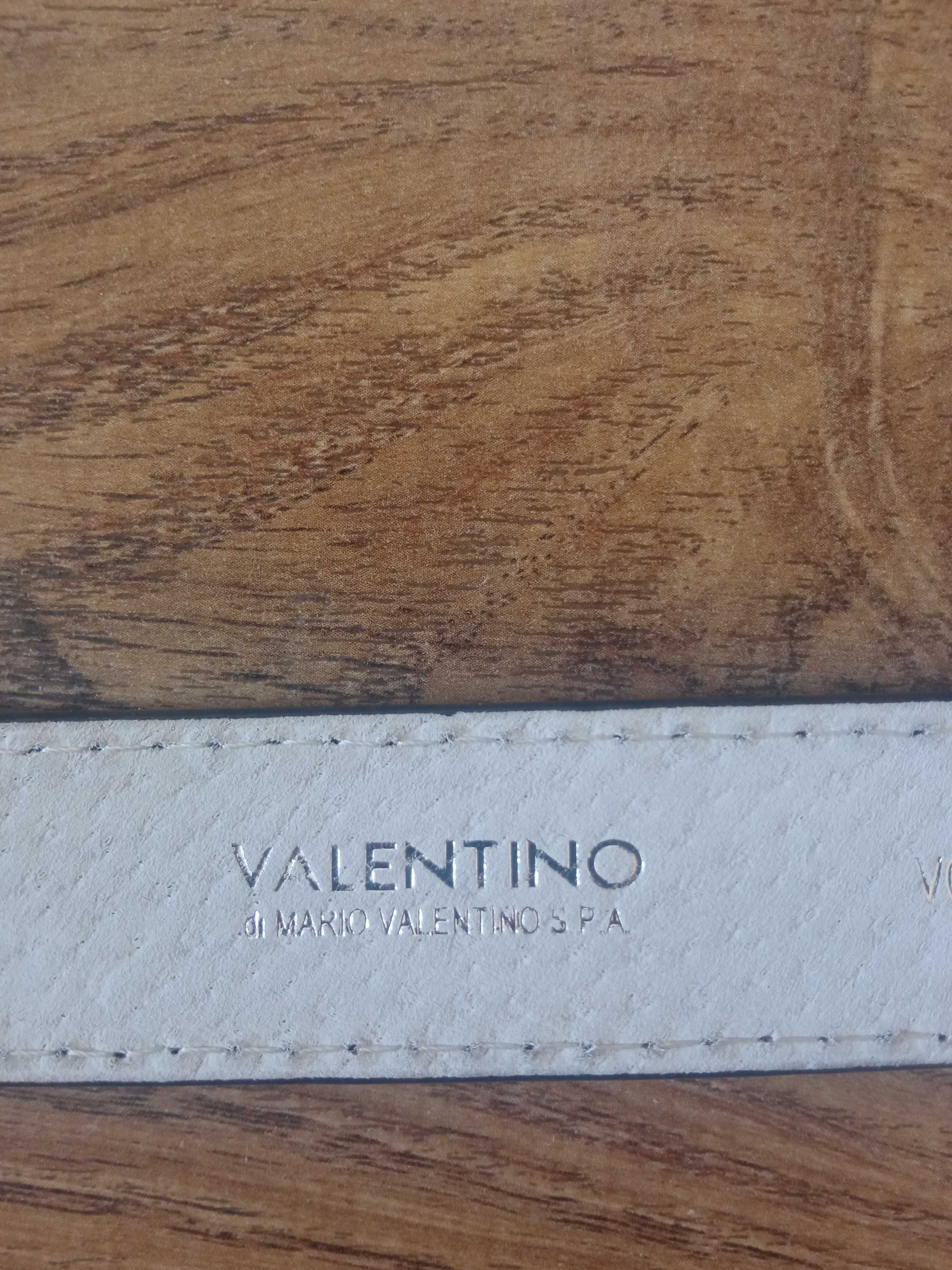 Продам брендовый кожаный пояс от Valentino
