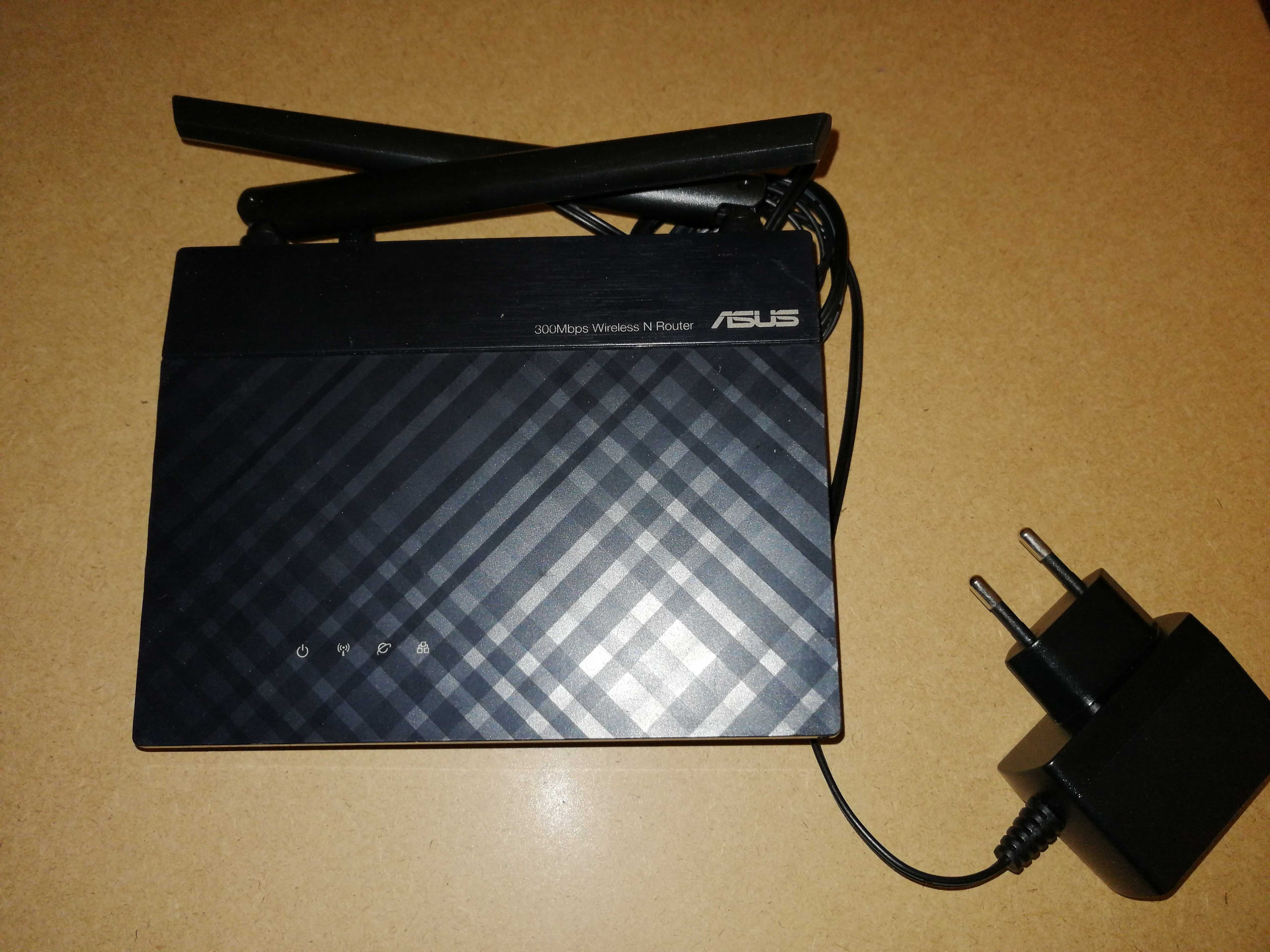 Router Asus RT N12+ WAN WiFi 300 Mbps