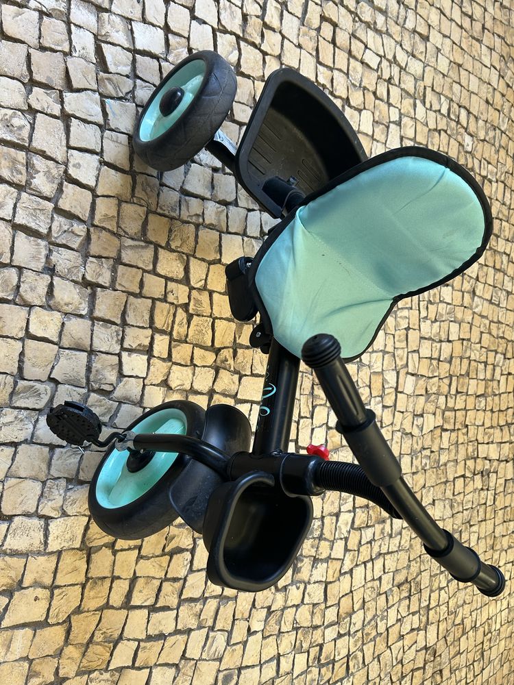 Triciclo como novo
