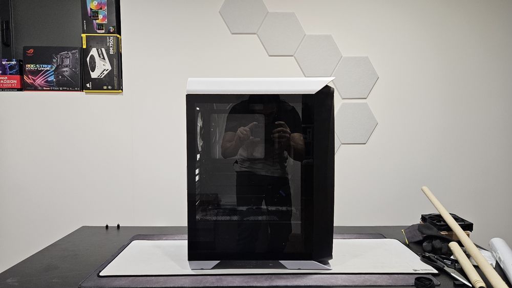 Aerocool Computer Case (6 Fans Included)64741039699587120