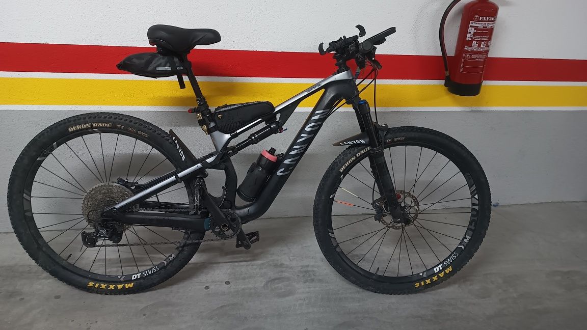 BTT suspensão total - Quadro Carbono Cannyon CF9