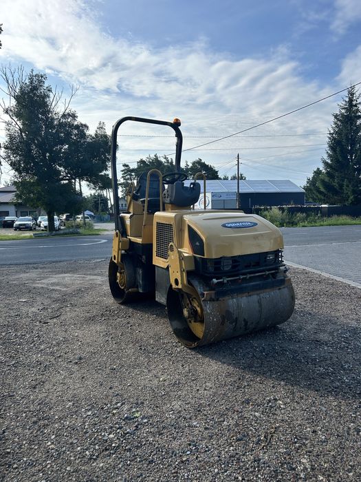 Walec Gładki/okołkowany  3T / Wynajem wypozyczalnia Gsrental /