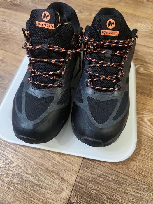 Чоловічі кросівки Merrell