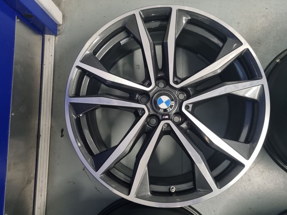 NOWE ORYGINALNE felgi BMW X1 F48 X2 F39 M715 19" M Pakiet