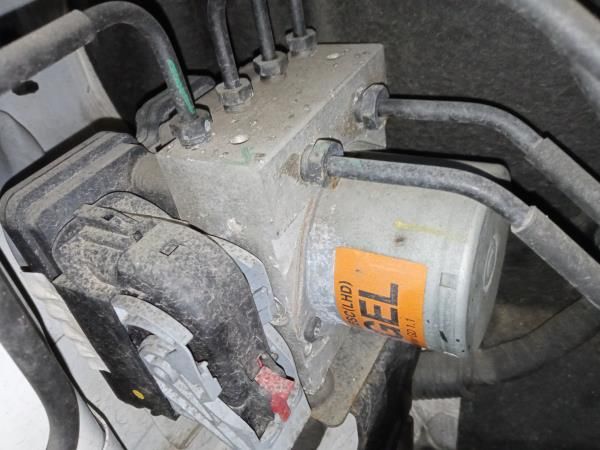 ABS HYUNDAI i30 (GD)