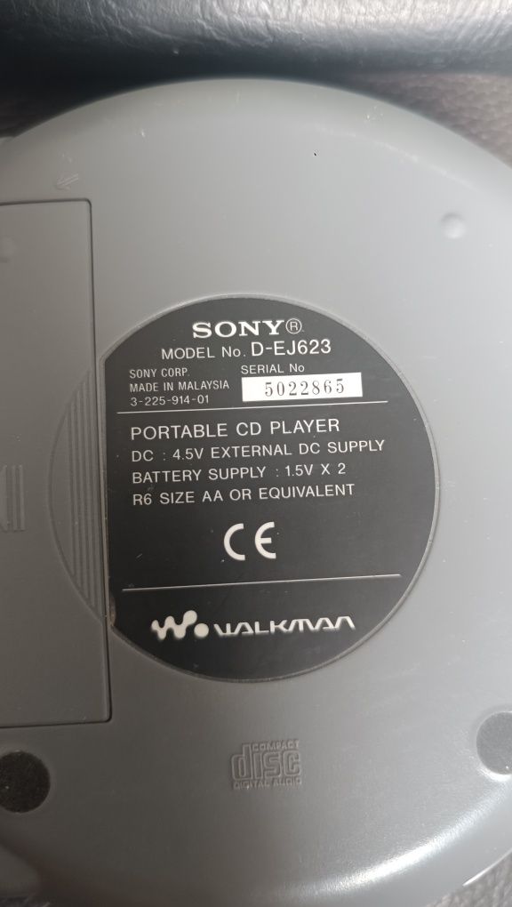 Leitor de CDs Sony Walkman D-EJ623