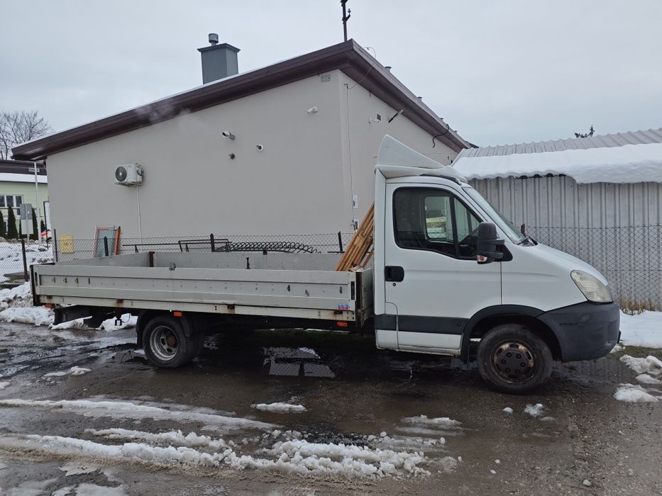 Opróżnianie mieszkań i pienić/Sprzątanie ogrodów/Transport gabarytów