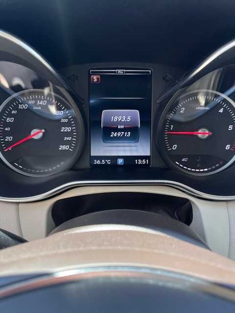 Mercedes-benz C220