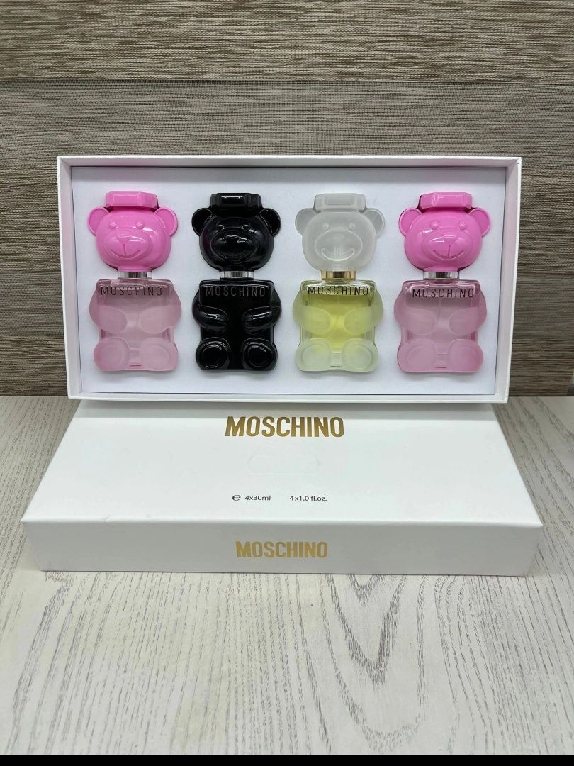 MOSCHINO набір 4штуки