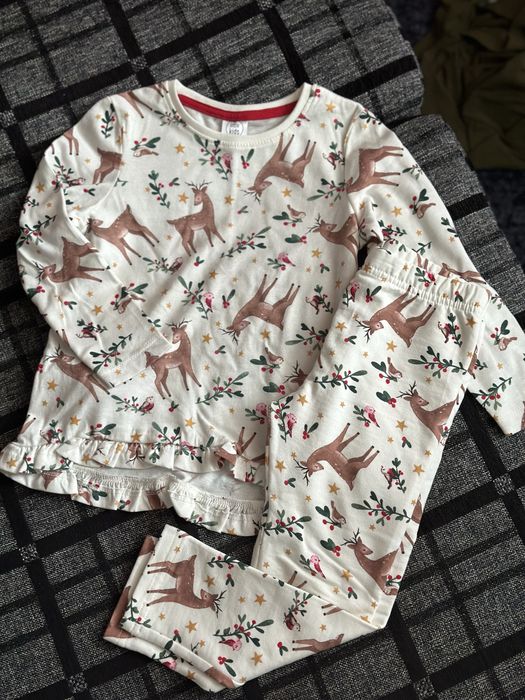 Новорічний костюм на дівчинку