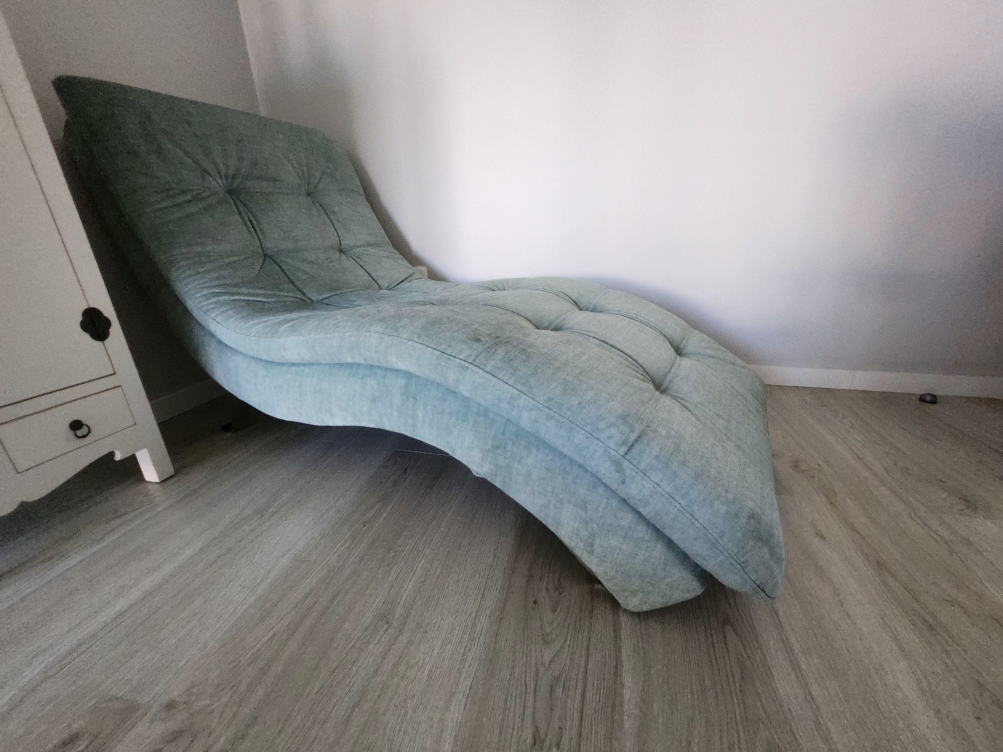 Cadeirão / poltrona / chase long de design com material de veludo