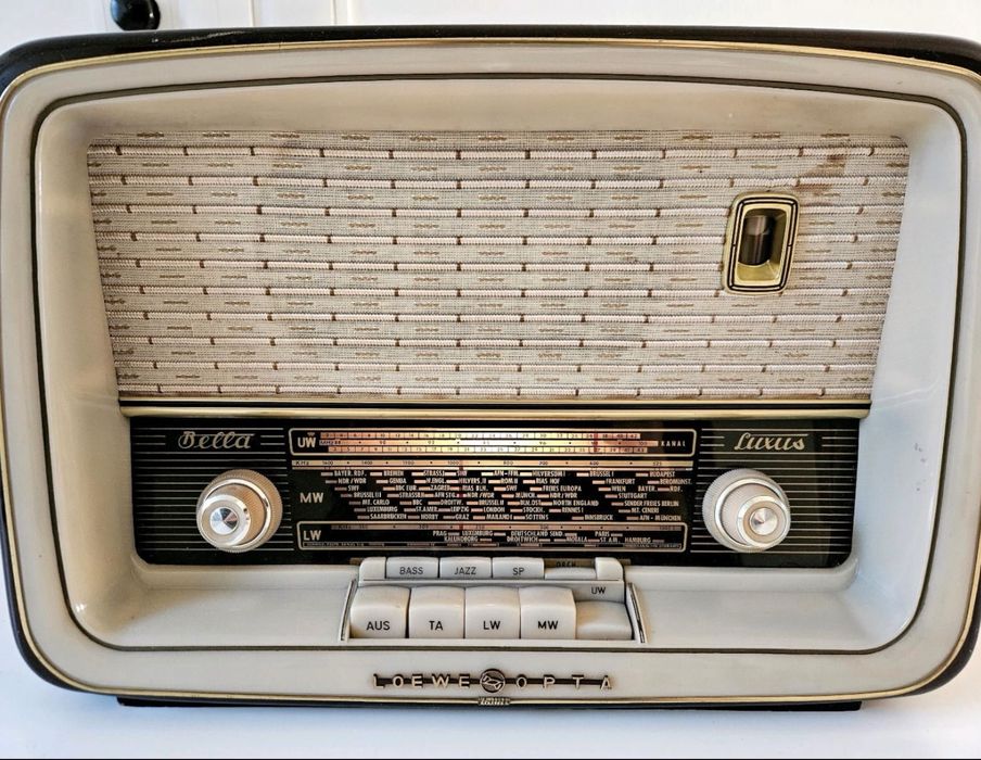 Radio Lampowe Löwe Loewe Opta Bella Luxus 3711W Antyk Vintage
