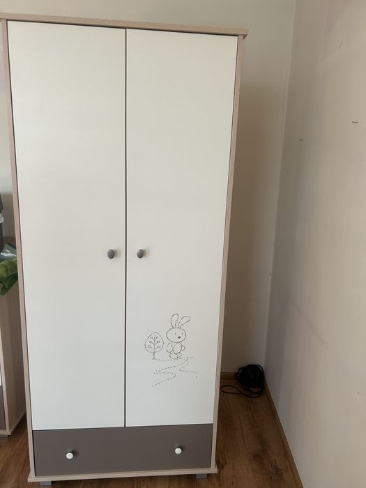 Sprzedam szafe dziecięcą