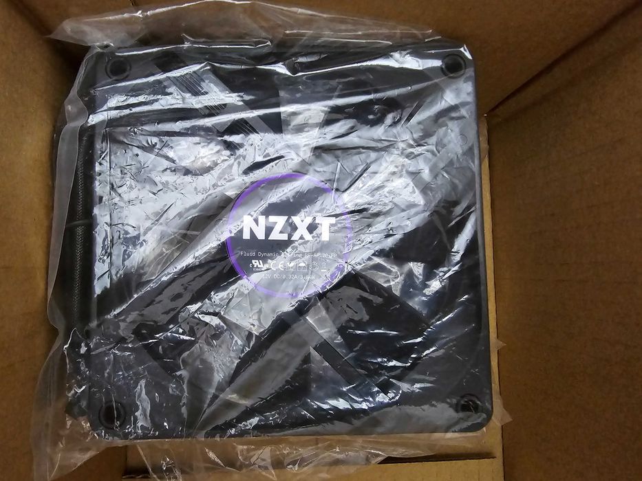 Pack de 3 Ventoinhas NZXT RF-AP120-FP - Novas, Nunca Utilizadas!
