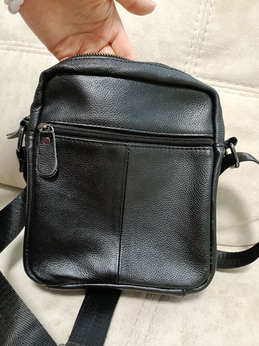 Шкіряна сумка в ідеальному стані