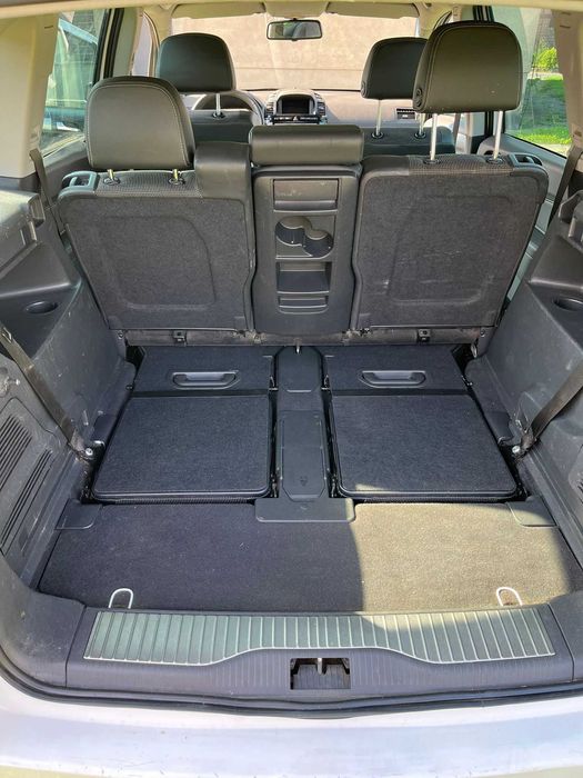 Opel Zafira lift 2009r 2.2 direct/gaz/automat/7 osób/260tys. przebiegu
