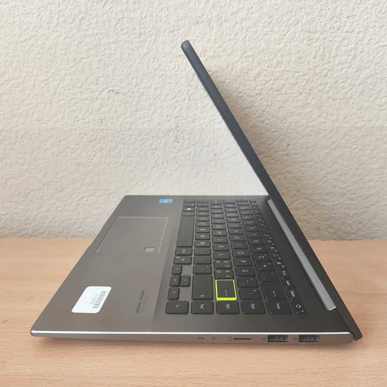 Asus VivoBook S433E 14" FHD/IPS i3-1115G4/8GB DDR4/256SSD/Iris Xe G4/