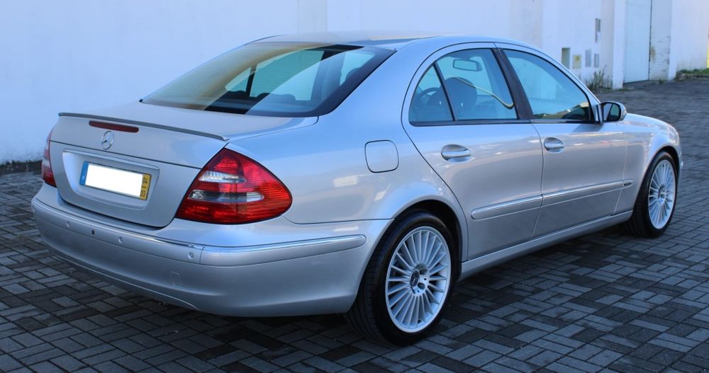 Mercedes-Benz E220 CDI ELEGANCE W211