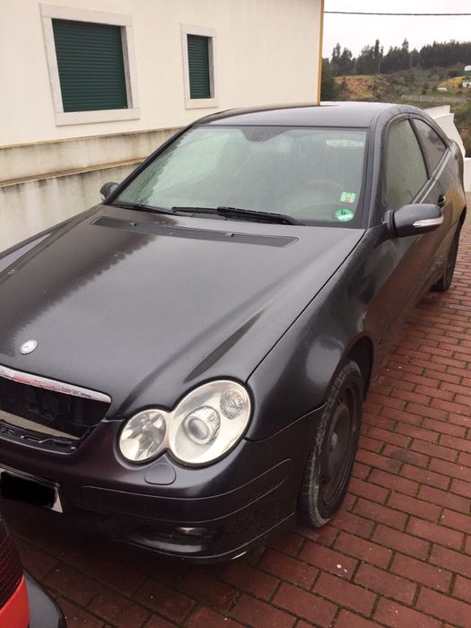 Mercedes C220 Sport Coupe 2006 p/ peças ou inteiro