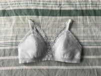 Piękny koronkowy biały biustonosz H&M rozmiar L