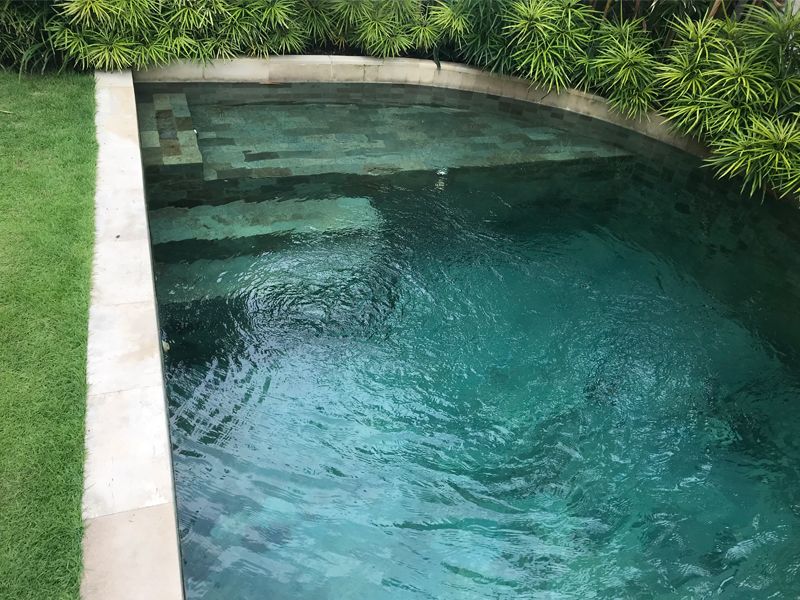 piscinas pedra basalto verde