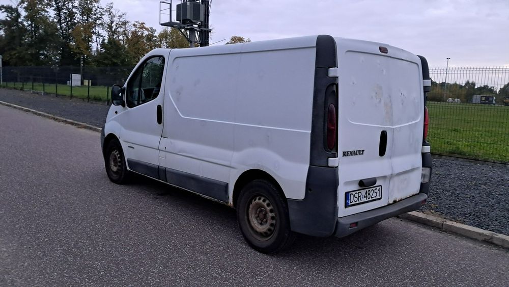 Renault Trafic L1H1 2.5Dci 146KM 2005r Fra Vat 23% 946kg Ładowność