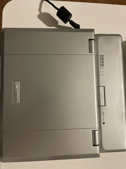 Leitor DVD/CD Portátil Grundig